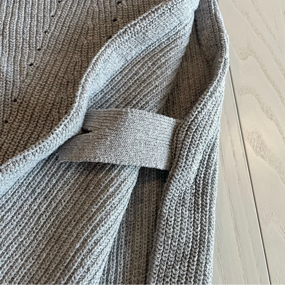 Pilcro Anthropologie Mock Neck Layering Sweater Vest (Gray) - M/L - Picture 8 of 8